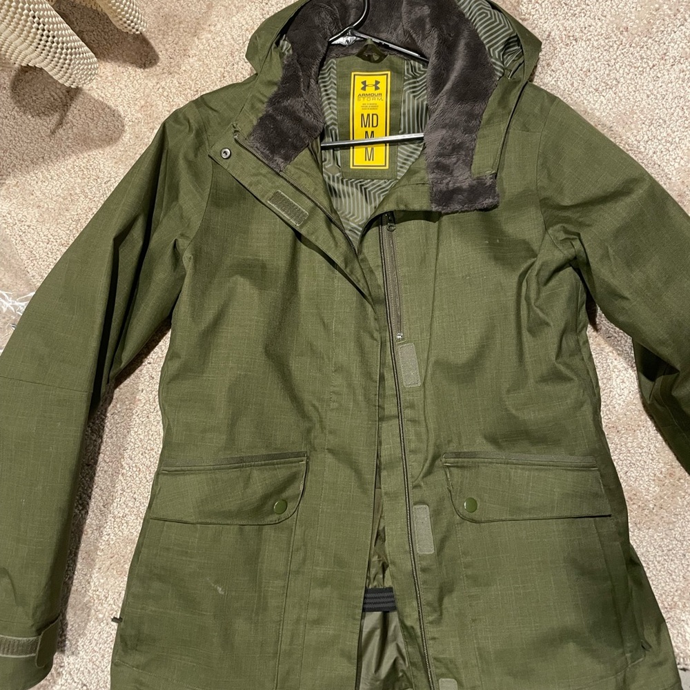 Under Armour Green Ski & Snow Jacket